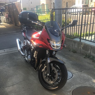 トップケース付きです